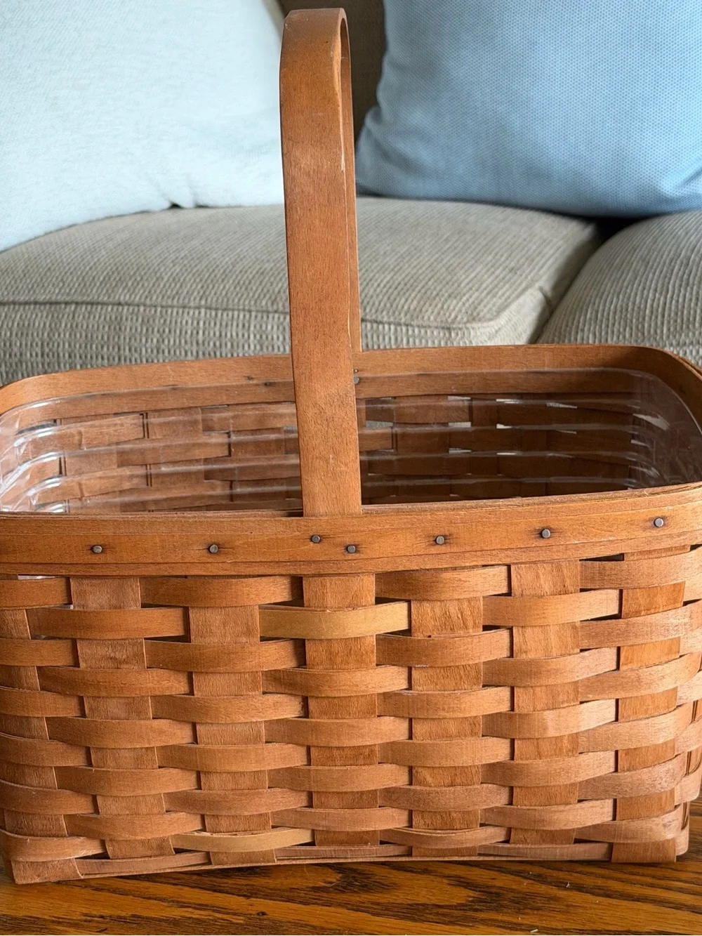 Longaberger Medium Market Basket w/ Stationary Handle.  Includes Protector